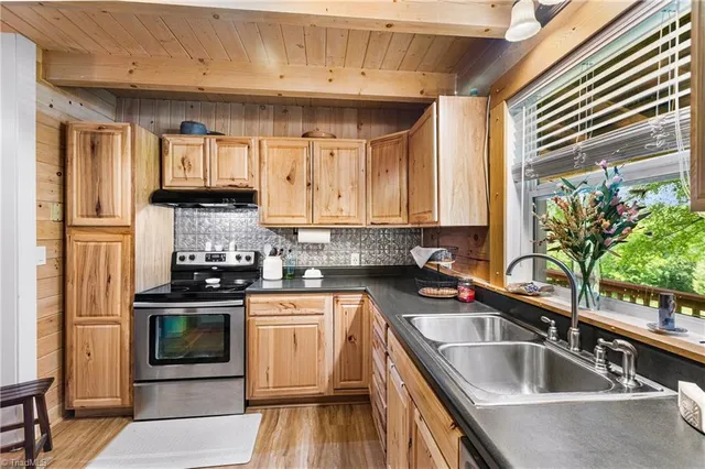 $675,000 | 1305 Brim Road, Mount Airy, NC 27030