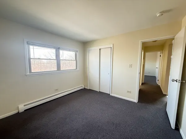 $1,650 | 5720 East Avenue, Unit 3A, Countryside, IL 60525