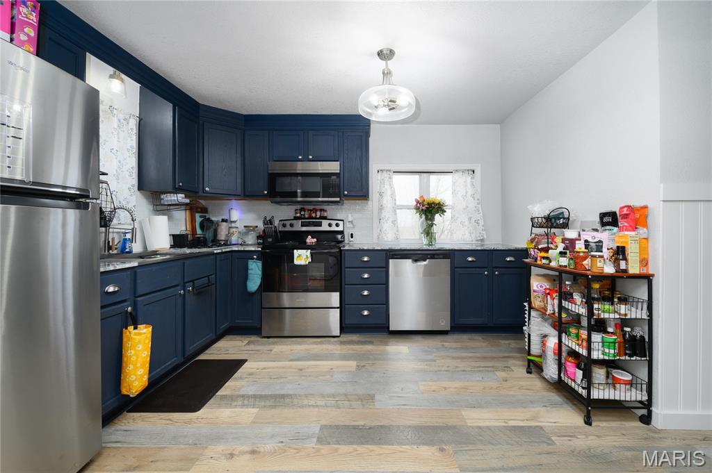 103 Bell Creek Road Crocker, MO 65452 - Photo 2 of 28