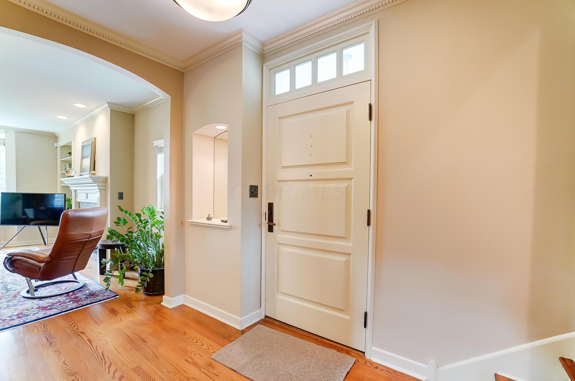 1874 Collingswood Road Upper Arlington, OH 43221 - Photo 15 of 113 019_1874 Collingswood Rd