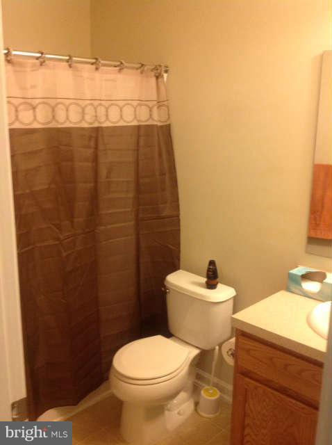 23030 Stringtown Road, Unit 2139 Clarksburg, MD 20871 - Photo 9 of 14 Bath