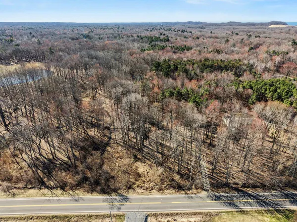 $735,000 | 6570 145th Avenue, Holland, MI 49423