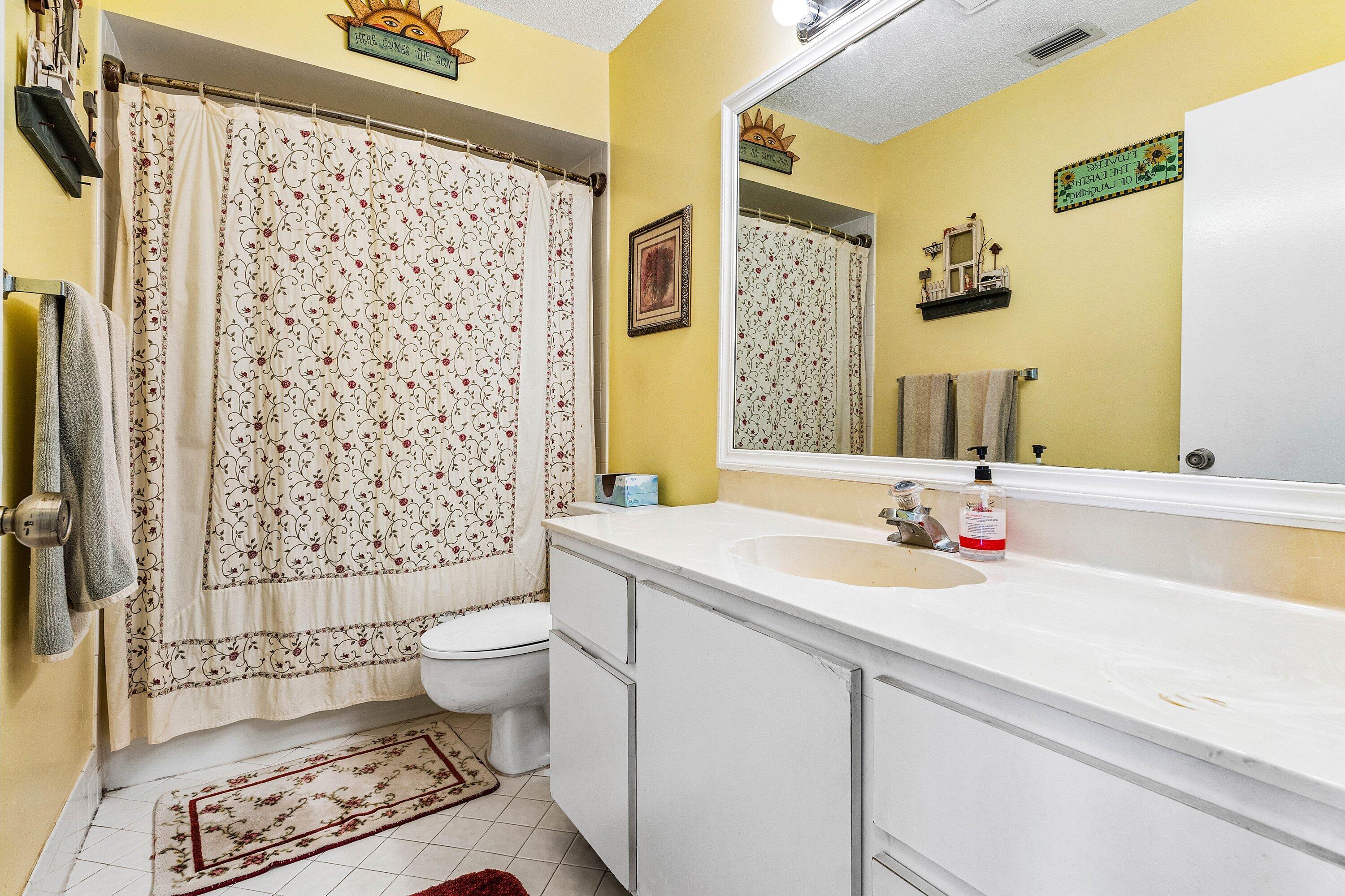 9792 Majorca Place Boca Raton, FL 33434 - Photo 20 of 34 Bathroom #2