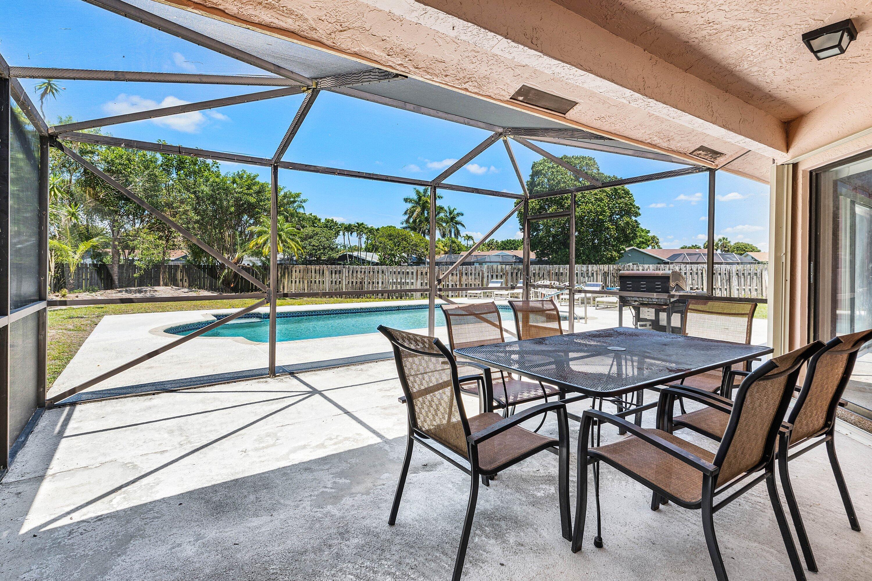 9792 Majorca Place Boca Raton, FL 33434 - Photo 24 of 34 Screened in Patio