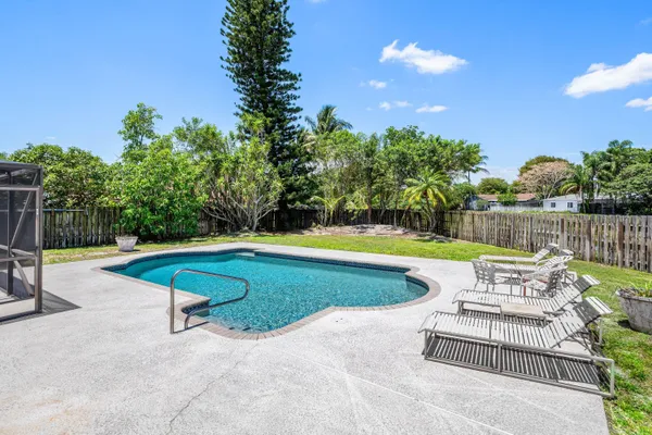 $695,000 | 9792 Majorca Place, Boca Raton, FL 33434