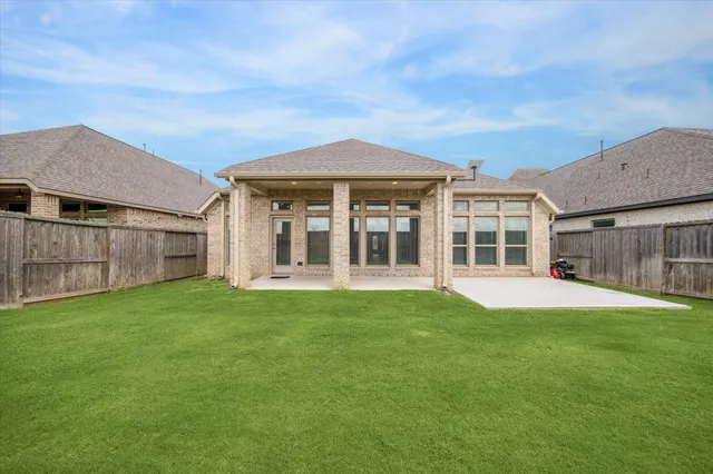 $370,000 | 30211 Liatris Bend Lane, Brookshire, TX 77423