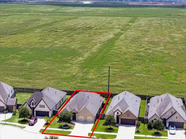 $370,000 | 30211 Liatris Bend Lane, Brookshire, TX 77423