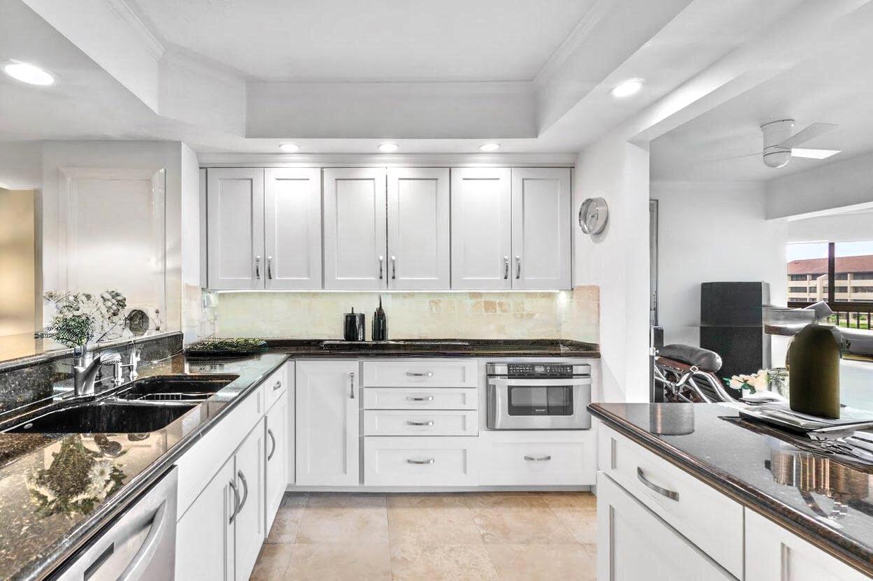 1141 Marine Way East, Unit H3L North Palm Beach, FL 33408 - Photo 4 of 57 IMG_3145