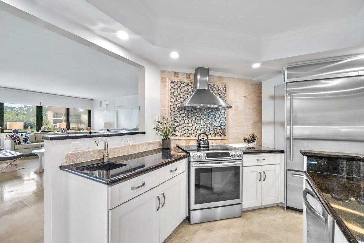 1141 Marine Way East, Unit H3L North Palm Beach, FL 33408 - Photo 5 of 57 IMG_3146