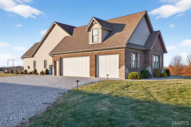 $1,300,000 | 2745 North Cappel Road, Moscow Mills, MO 63362