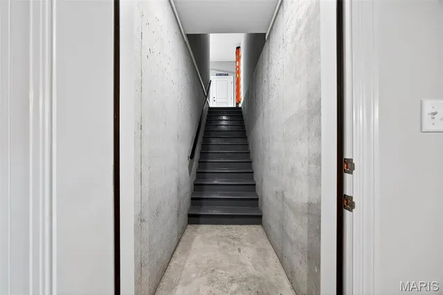 $1,300,000 | 2745 North Cappel Road, Moscow Mills, MO 63362