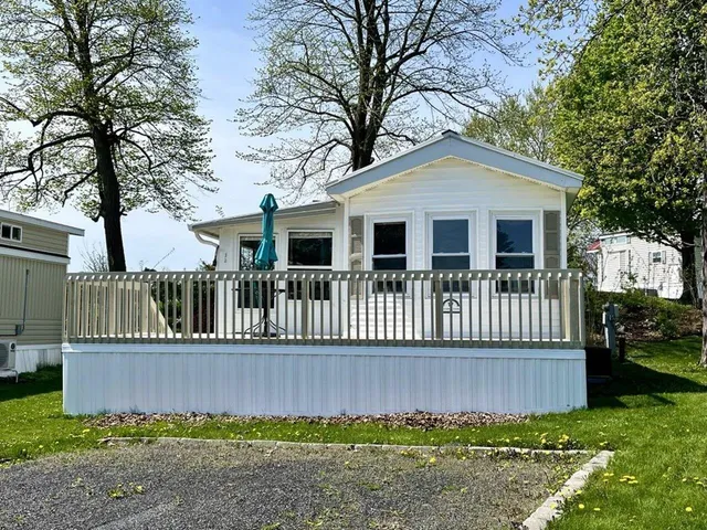 $49,900 | 17 Jonathan Circle, South Hero, VT 05486