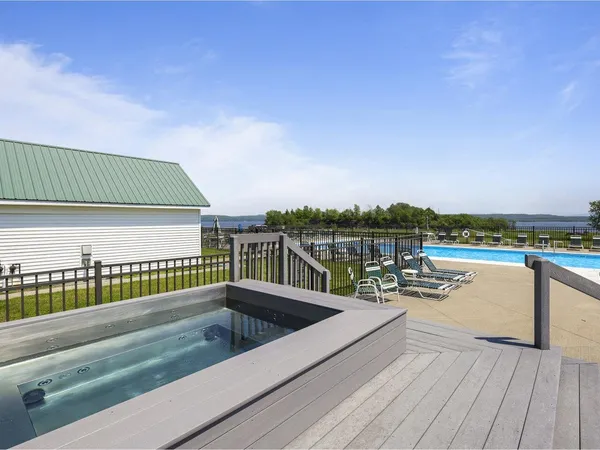 $49,900 | 17 Jonathan Circle, South Hero, VT 05486