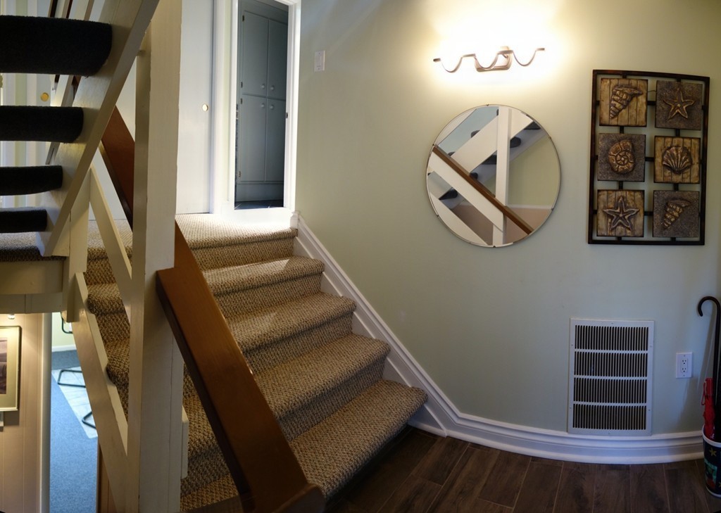 1290 Bay Road Amherst, MA 01002 - Photo 16 of 30
