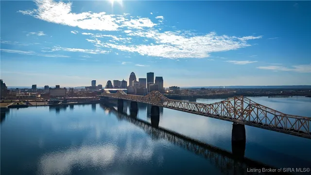 $239,000 | 1 Riverpointe Plaza, Unit 820, Jeffersonville, IN 47130