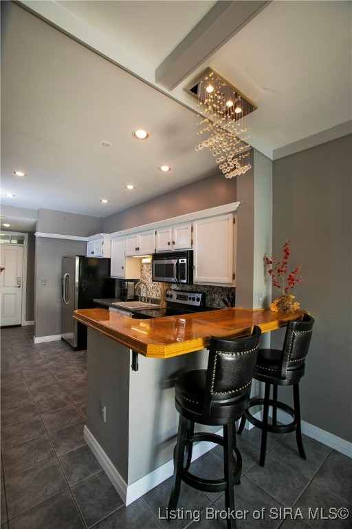 1 Riverpointe Plaza, Unit 820 Jeffersonville, IN 47130 - Photo 22 of 56 Breakfast bar