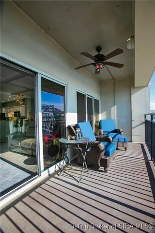 $239,000 | 1 Riverpointe Plaza, Unit 820, Jeffersonville, IN 47130