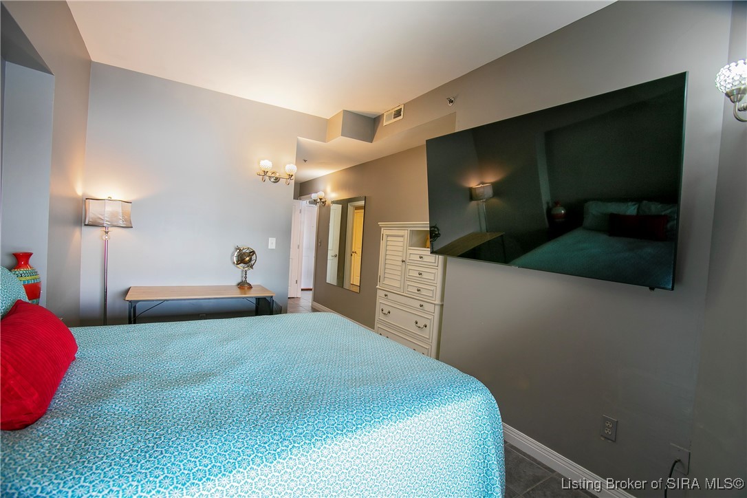 1 Riverpointe Plaza, Unit 820 Jeffersonville, IN 47130 - Photo 40 of 56 Turn Key