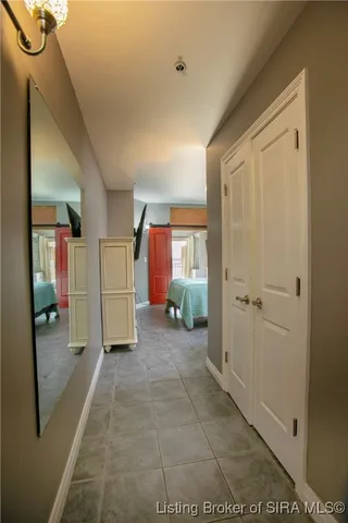 $239,000 | 1 Riverpointe Plaza, Unit 820, Jeffersonville, IN 47130