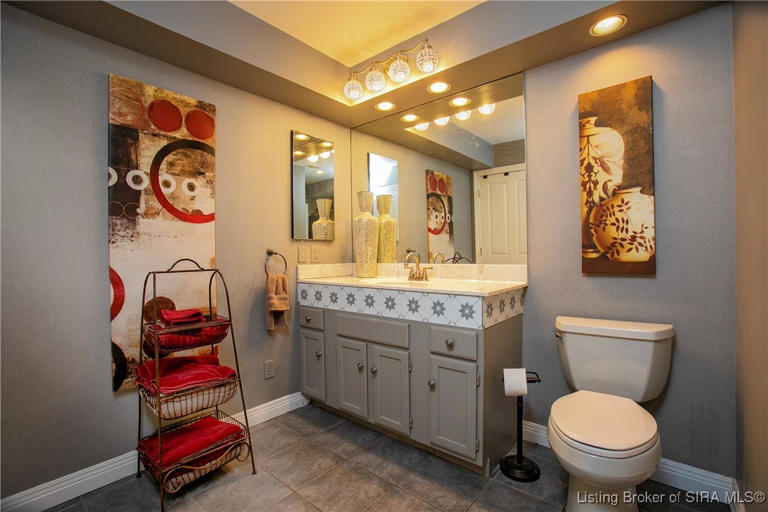 1 Riverpointe Plaza, Unit 820 Jeffersonville, IN 47130 - Photo 46 of 56