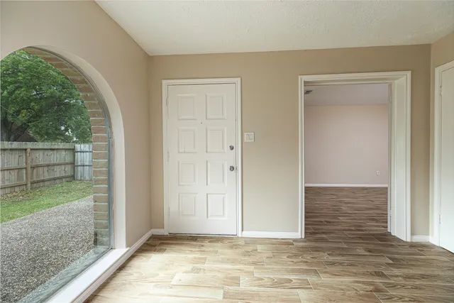 $3,500 | 2706 Stetson Lane, Houston, TX 77043