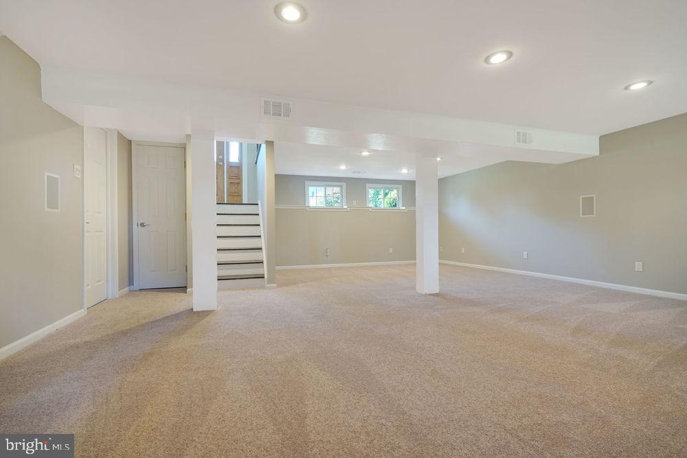 6 Mill Bend Road Hamilton, NJ 08690 - Photo 14 of 18 Gallery Image 14