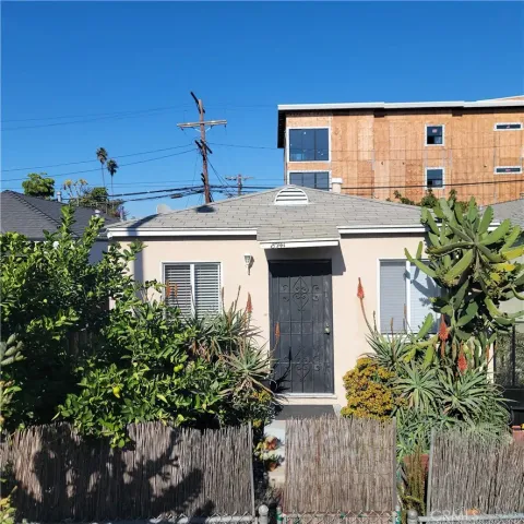 $797,000 | 8741 Cattaraugus Avenue, Los Angeles, CA 90034
