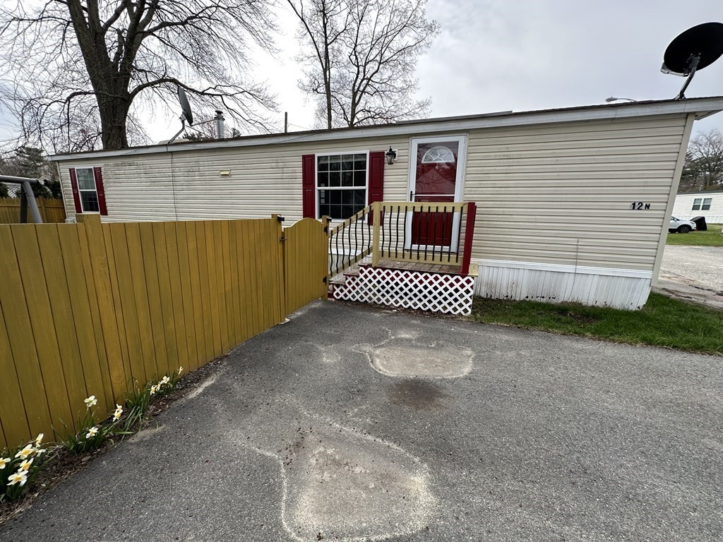 194 Lafayette Road, Unit 12N Salisbury, MA 01952 - Photo 1 of 26 Gallery Image 1