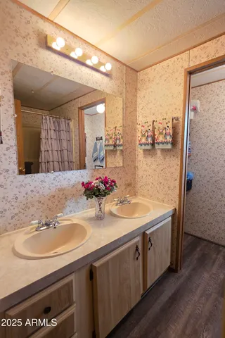 $59,900 | 2233 East Behrend Drive, Unit 152, Phoenix, AZ 85024