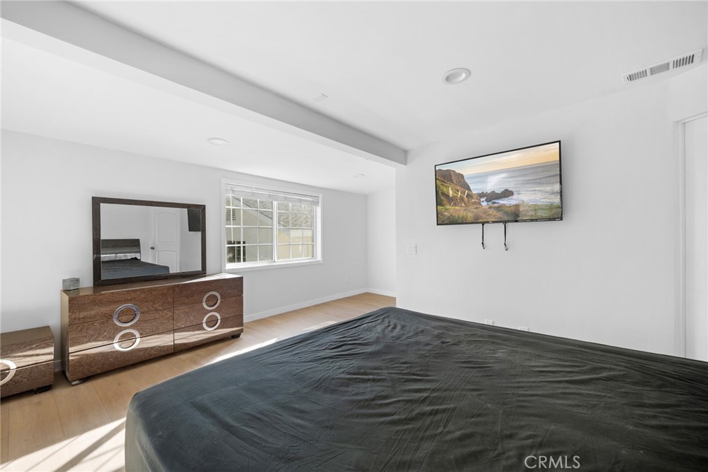 11148 Plainview Avenue Tujunga, CA 91042 - Photo 18 of 29