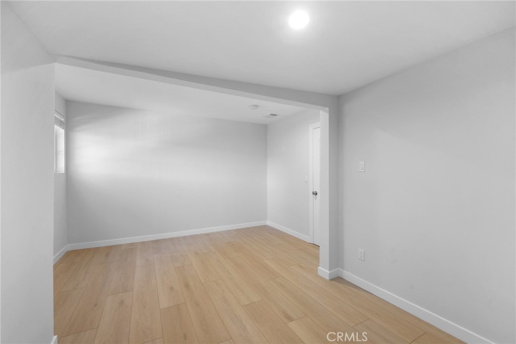 11148 Plainview Avenue Tujunga, CA 91042 - Photo 23 of 29