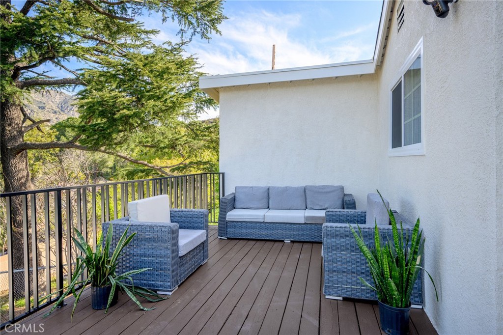 11148 Plainview Avenue Tujunga, CA 91042 - Photo 27 of 29