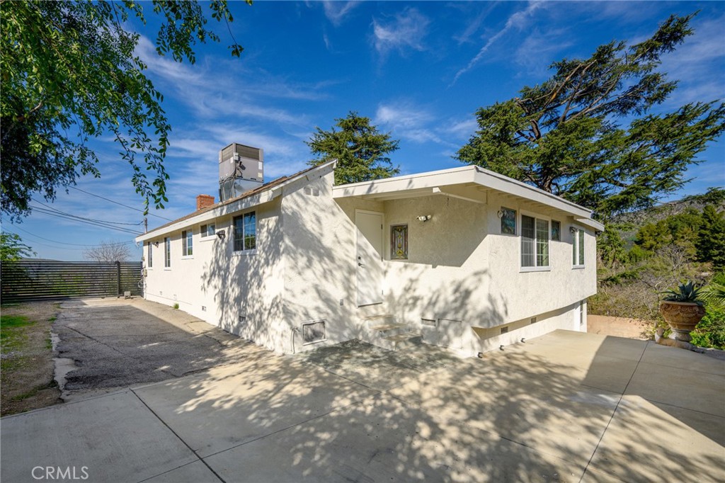 11148 Plainview Avenue Tujunga, CA 91042 - Photo 29 of 29