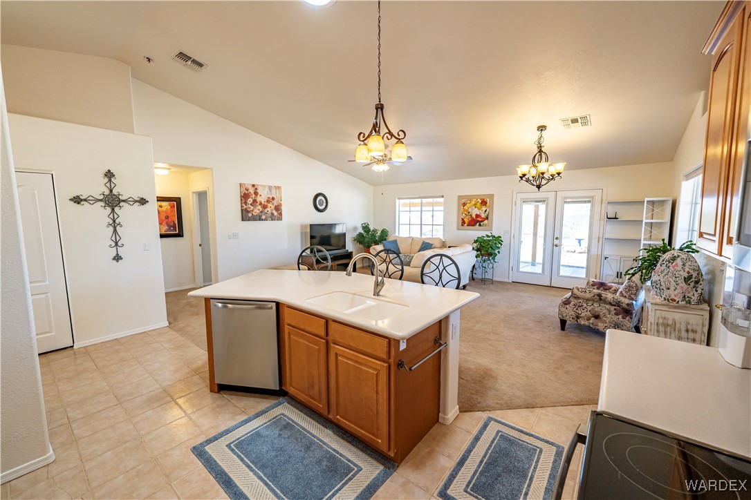 473 South Lochiel Road Golden Valley, AZ 86413 - Photo 11 of 58 Kitchen