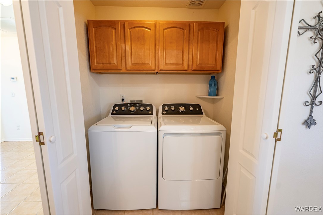 473 South Lochiel Road Golden Valley, AZ 86413 - Photo 15 of 58 Laundry