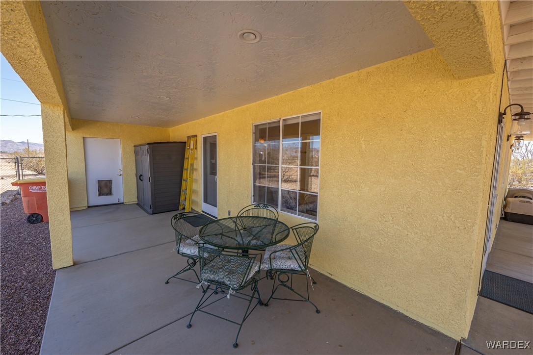 473 South Lochiel Road Golden Valley, AZ 86413 - Photo 33 of 58 Patio