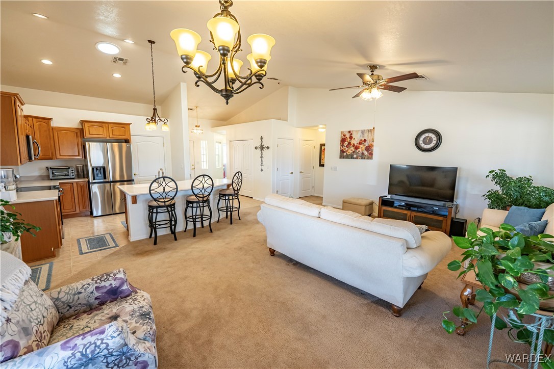473 South Lochiel Road Golden Valley, AZ 86413 - Photo 9 of 58 Living Room