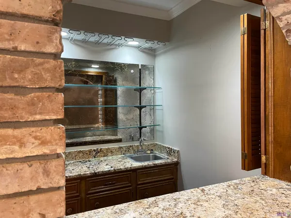 $372,500 | 8932 Norfolk Drive, Baton Rouge, LA 70809