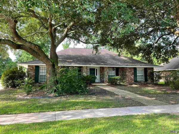 $372,500 | 8932 Norfolk Drive, Baton Rouge, LA 70809