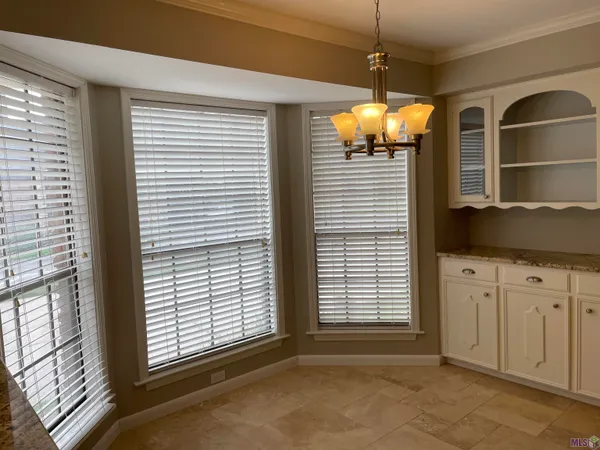 $372,500 | 8932 Norfolk Drive, Baton Rouge, LA 70809