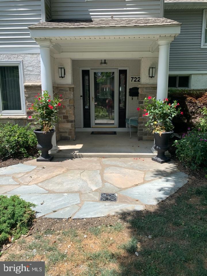 722 Yale Road Bala Cynwyd, PA 19004 - Photo 4 of 45 Gallery Image 4