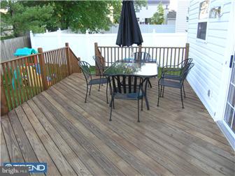 558 Paddock Circle Telford, PA 18969 - Photo 11 of 12 Exterior Back