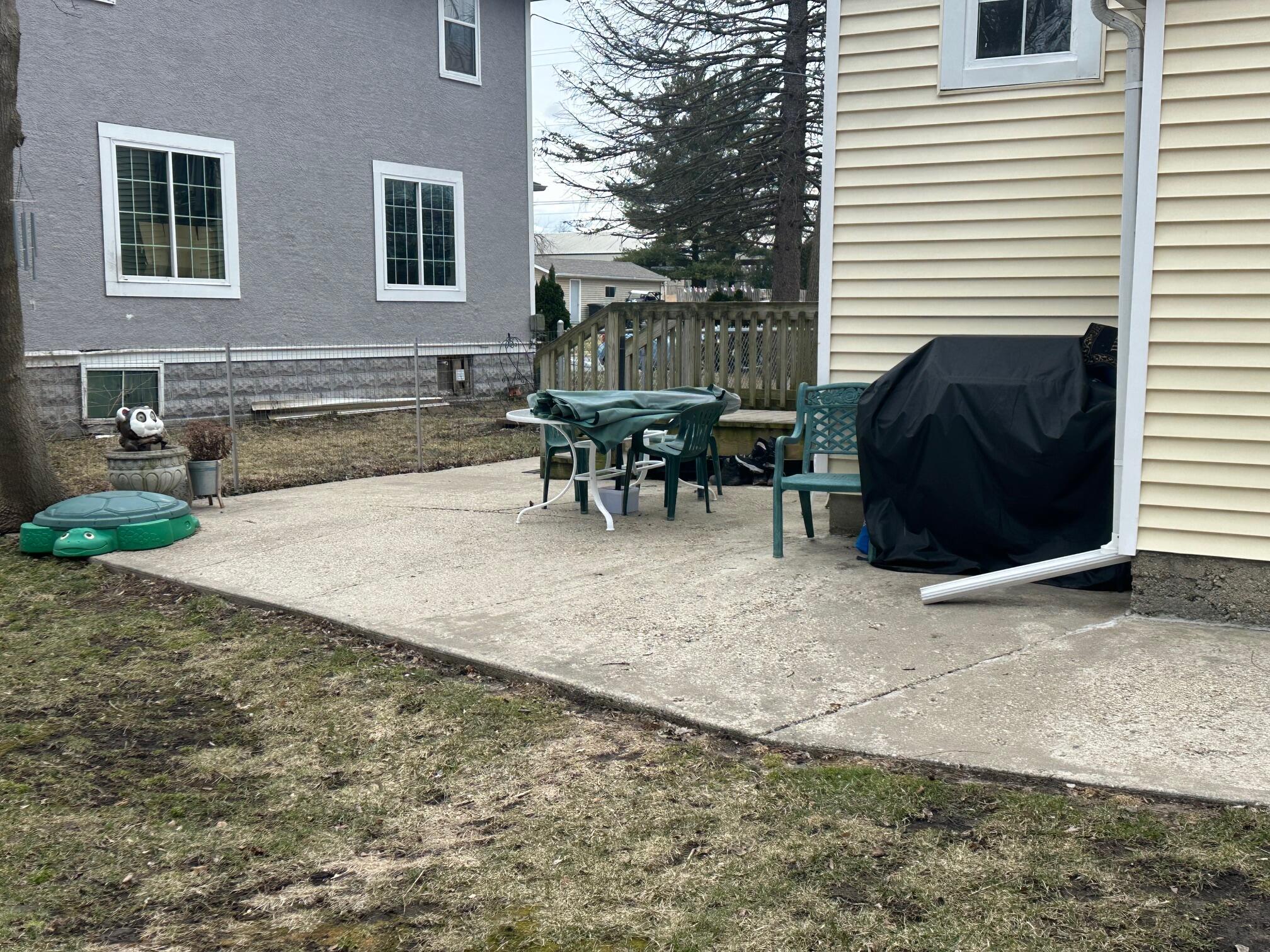 315 South 8th Street, Unit 315 1/2 Delavan, WI 53115 - Photo 31 of 40 patio