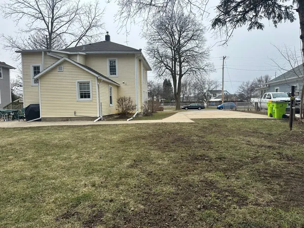 $294,900 | 315 South 8th Street, Unit 315 1/2, Delavan, WI 53115