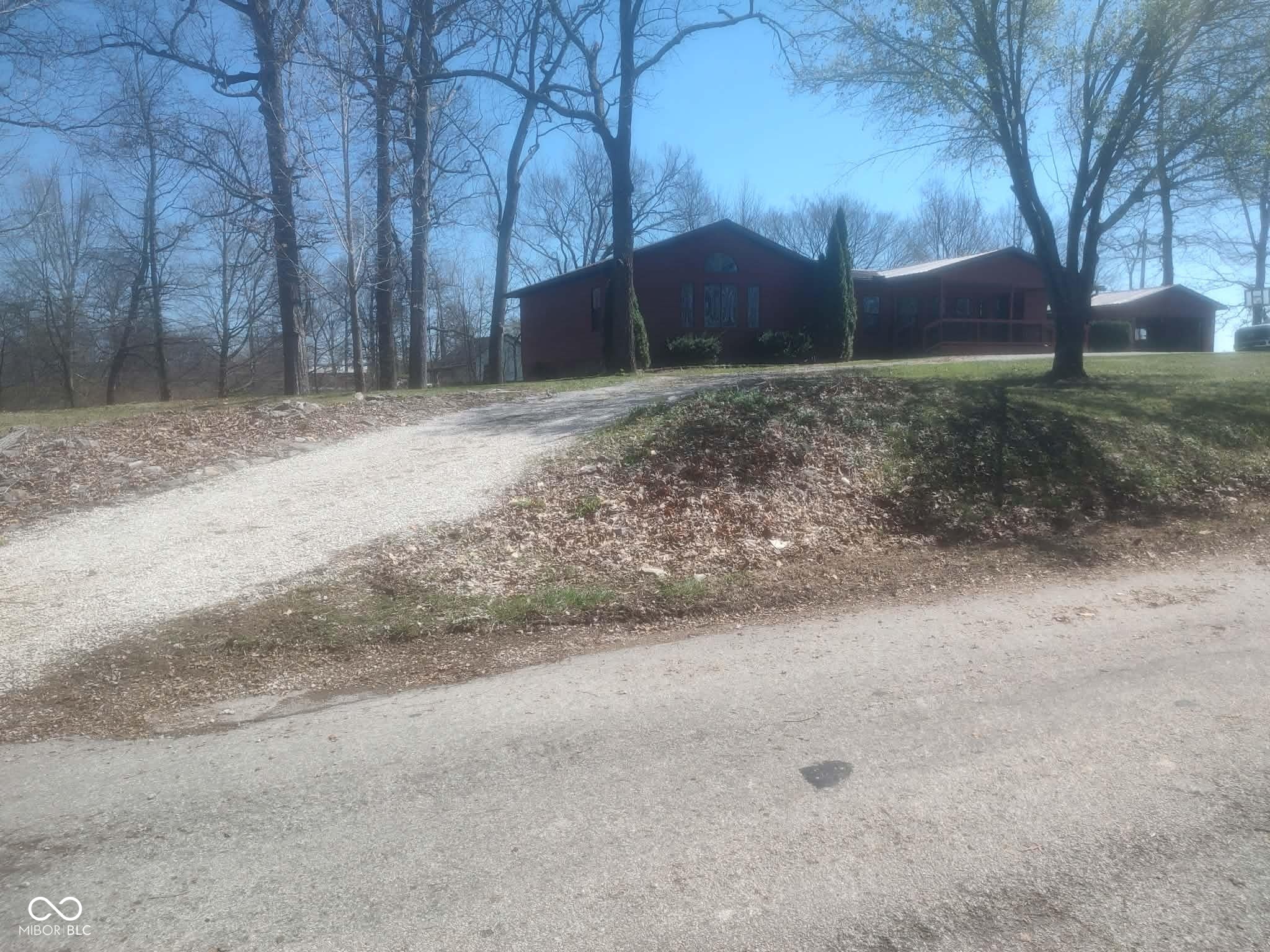 2266 VFW Road Mitchell, IN 47446 - Photo 3 of 28