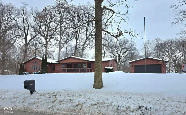 $315,900 | 2266 VFW Road, Mitchell, IN 47446