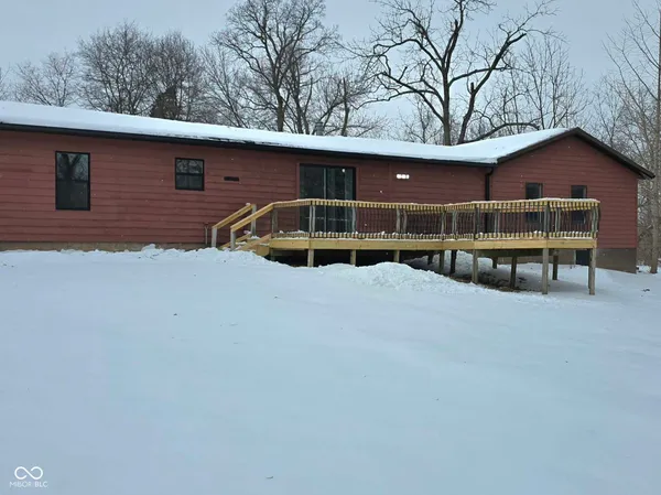 $315,900 | 2266 VFW Road, Mitchell, IN 47446