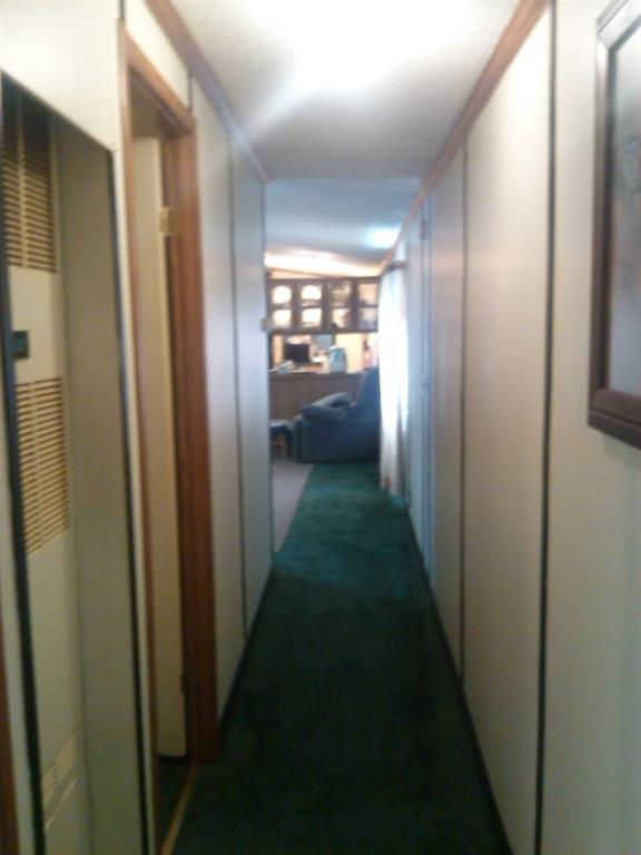 257 Hankerson Road Augusta, ME 04330 - Photo 6 of 21 Hallway
