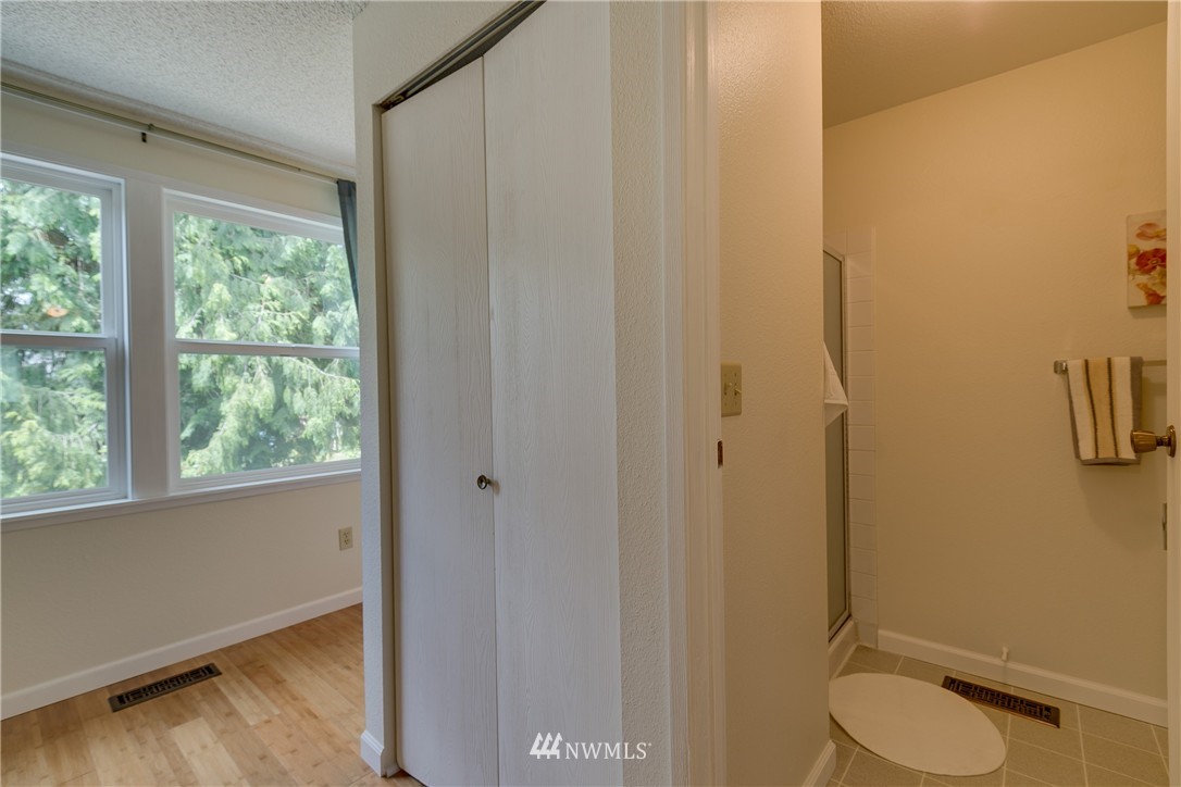 2810 164th Place Southeast Bothell, WA 98012 - Photo 15 of 25