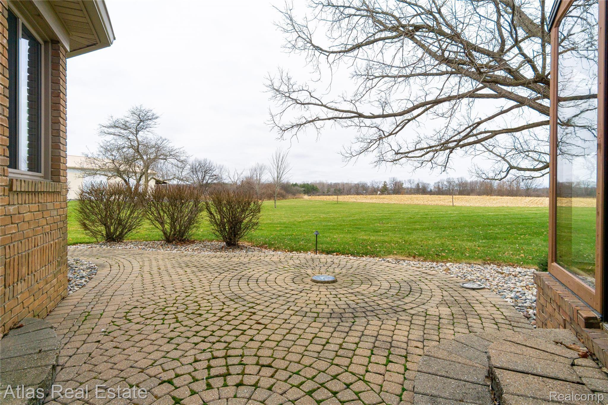 7217 Perry Road Grand Blanc, MI 48439 - Photo 9 of 84 Exteriors (8 of 25).jpg